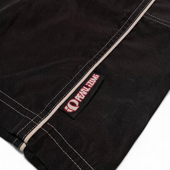 Y2K baggy black multi pocket men’s shorts with white stitching - Picture 3 of 7
